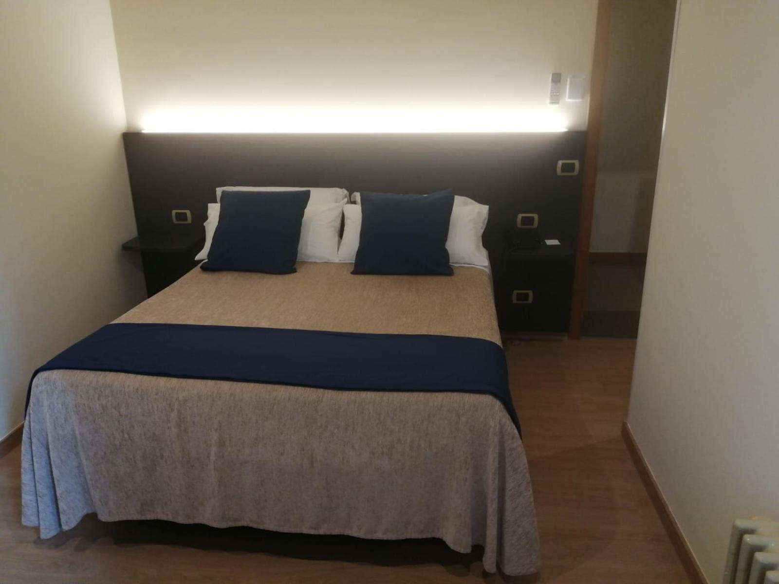 Hotel Roma Sarria Ngoại thất bức ảnh