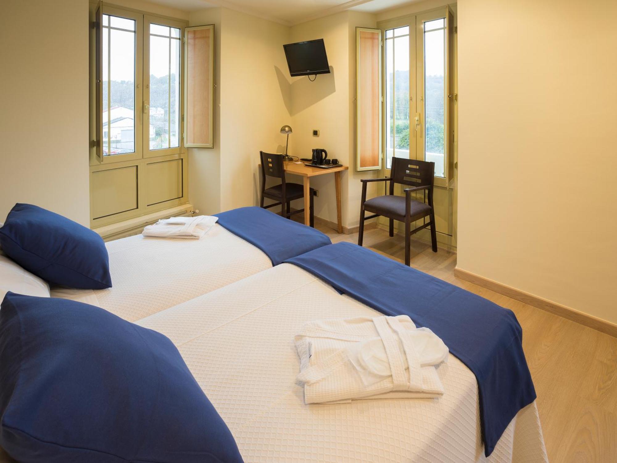 Hotel Roma Sarria Ngoại thất bức ảnh