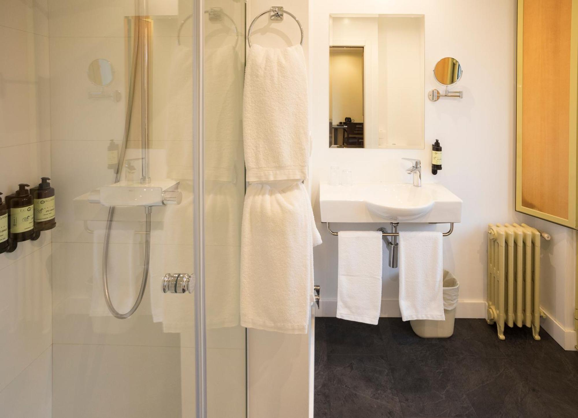 Hotel Roma Sarria Ngoại thất bức ảnh