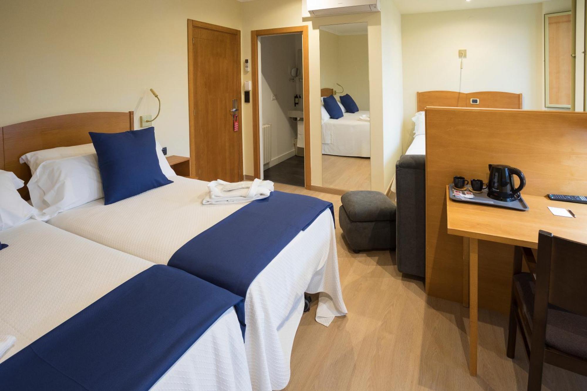 Hotel Roma Sarria Ngoại thất bức ảnh