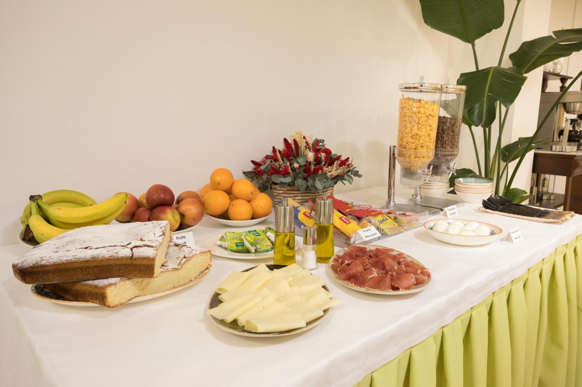 Hotel Roma Sarria Ngoại thất bức ảnh