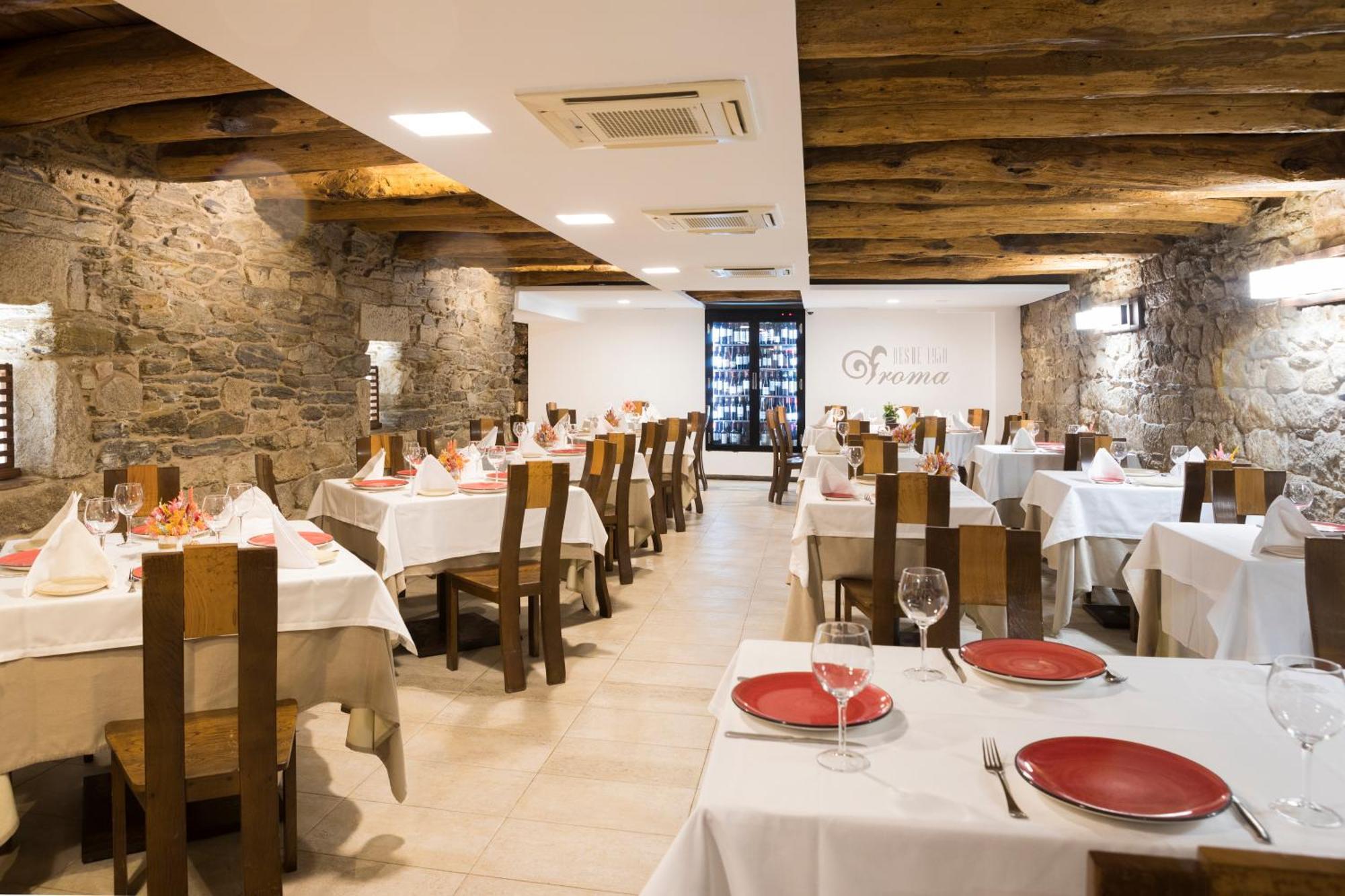 Hotel Roma Sarria Ngoại thất bức ảnh
